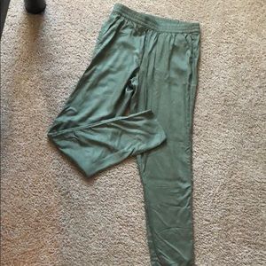 Green comfy pants from H&M